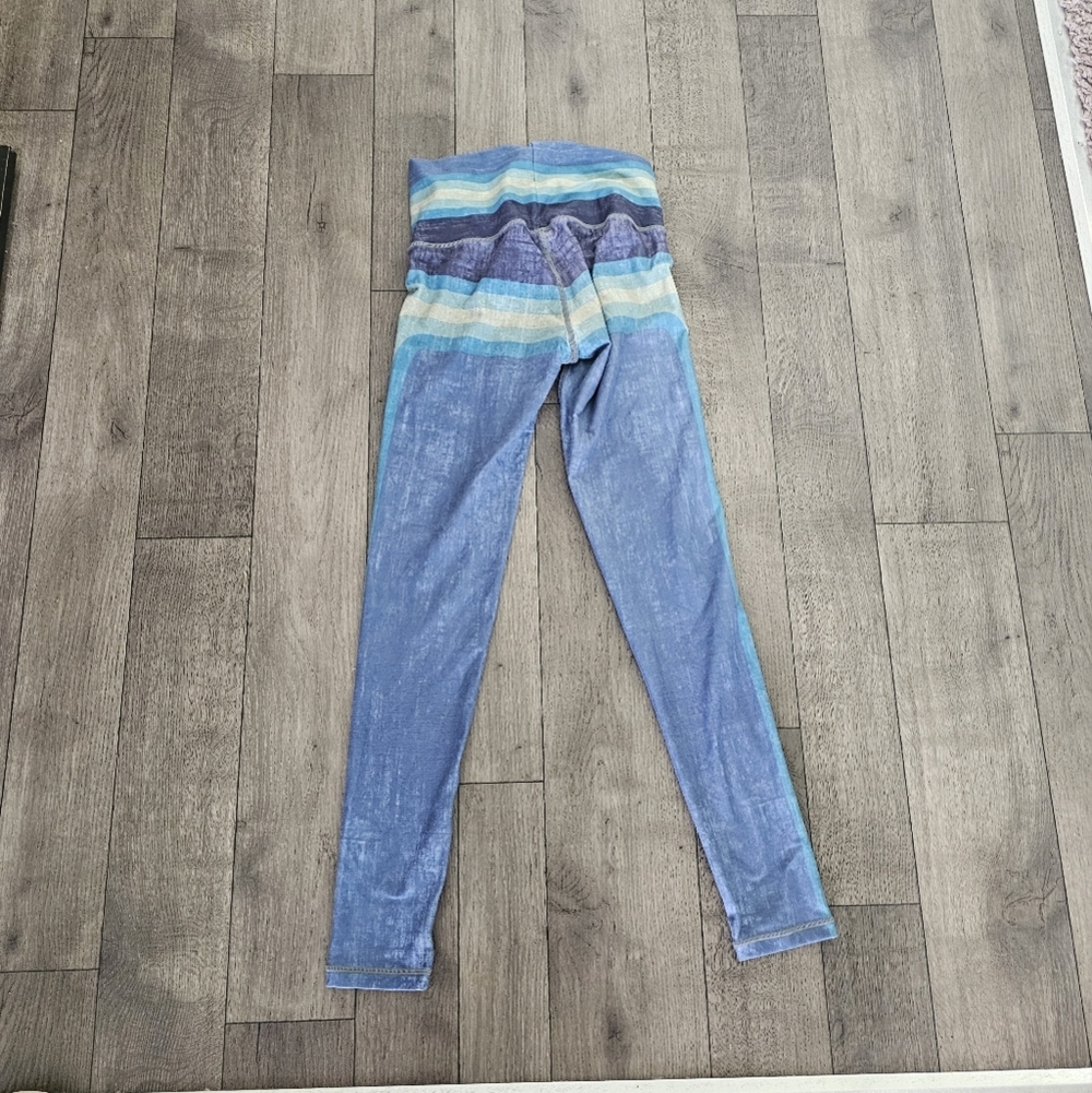 Niyama Sol Leggings Shirley Blue Retro Stripe Highwaist Barefoot Leggings Small - Picture 9 of 10